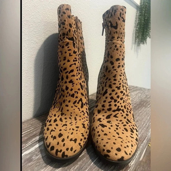 GIBSON LATIMER CHEETAH SUEDE BOOTS‎ Size 8.5 - Picture 3 of 9